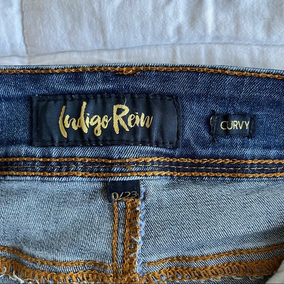 Indigo Rein Distressed Skinny Jeans. Juniors Size 0/23 Mid-Rise Full-Length. - Picture 10 of 12